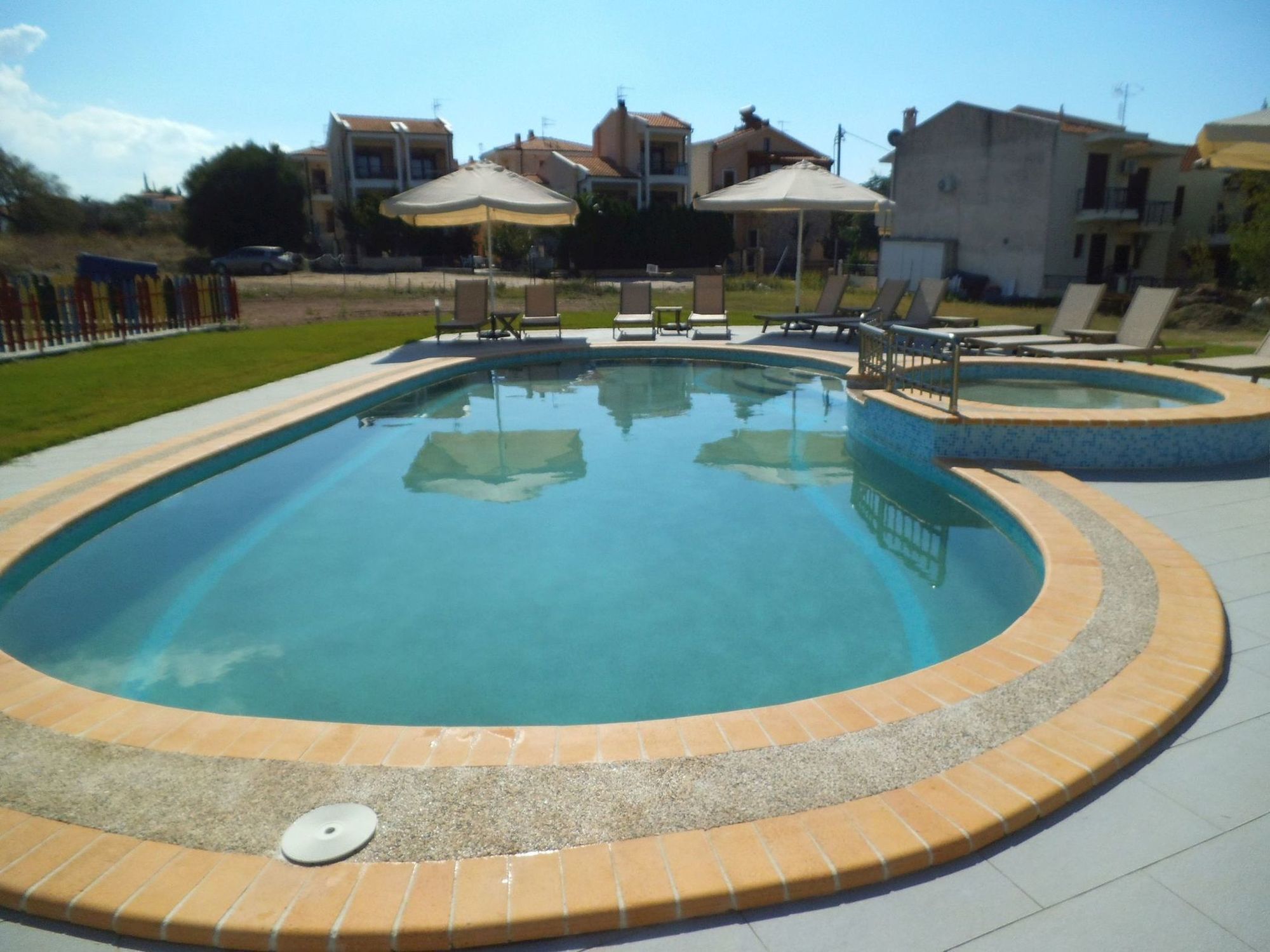 Finikas Garden Beach Resort Nikiti Exterior foto